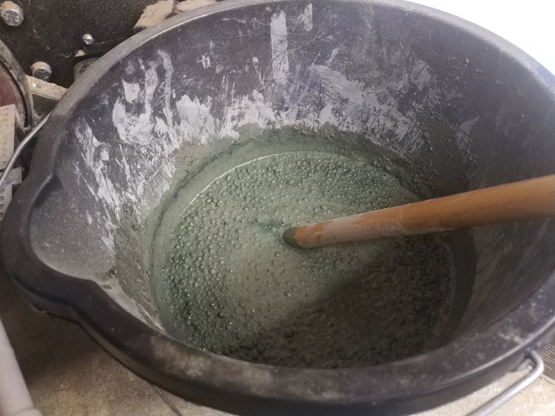 Concrete be green and sludgey