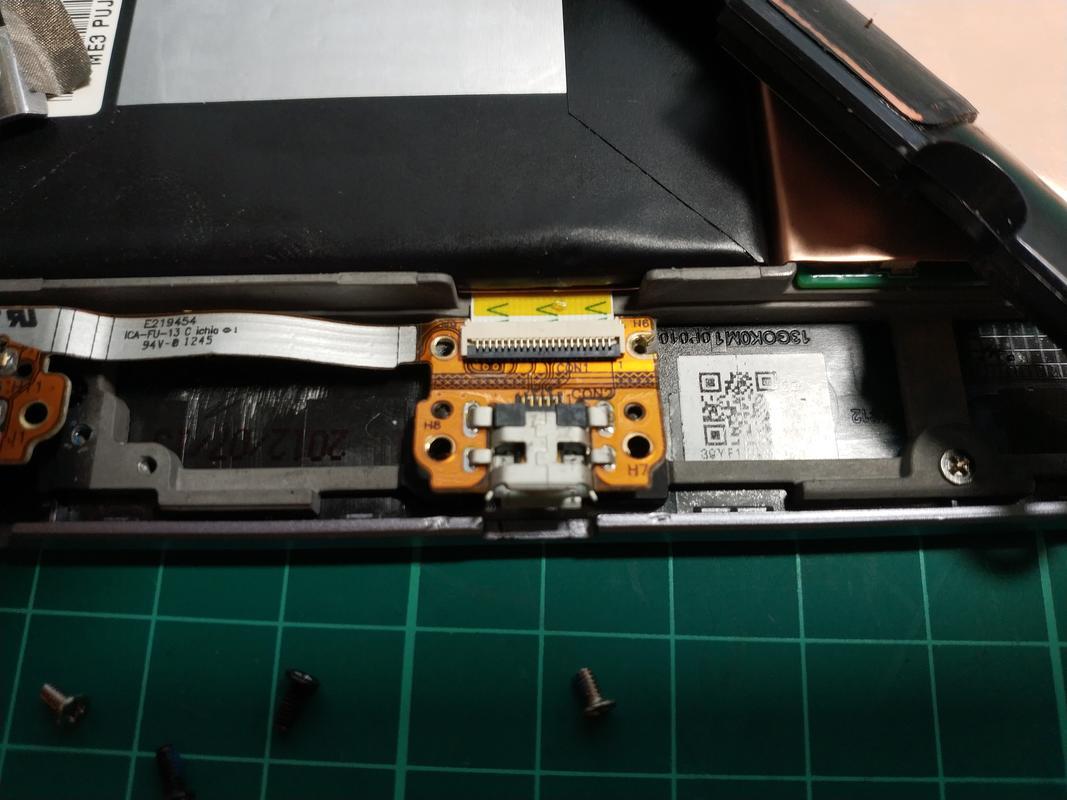 Asus Nexus 7 Charger Port Repair - www.bentasker.co.uk