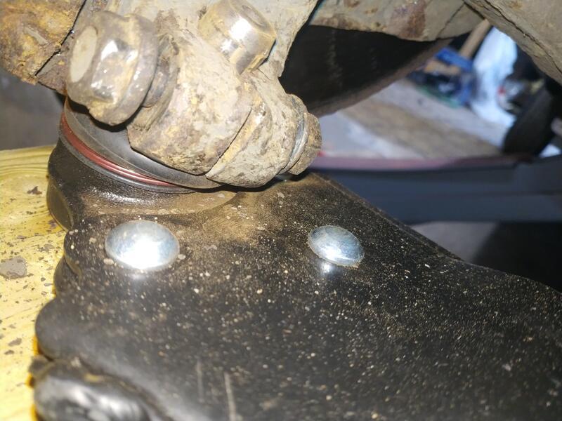 Balljoint retaining bolt